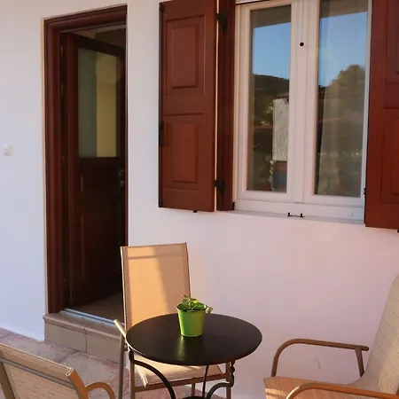 Oasis & In * Galissas