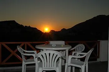 Oasis & In * Galissas